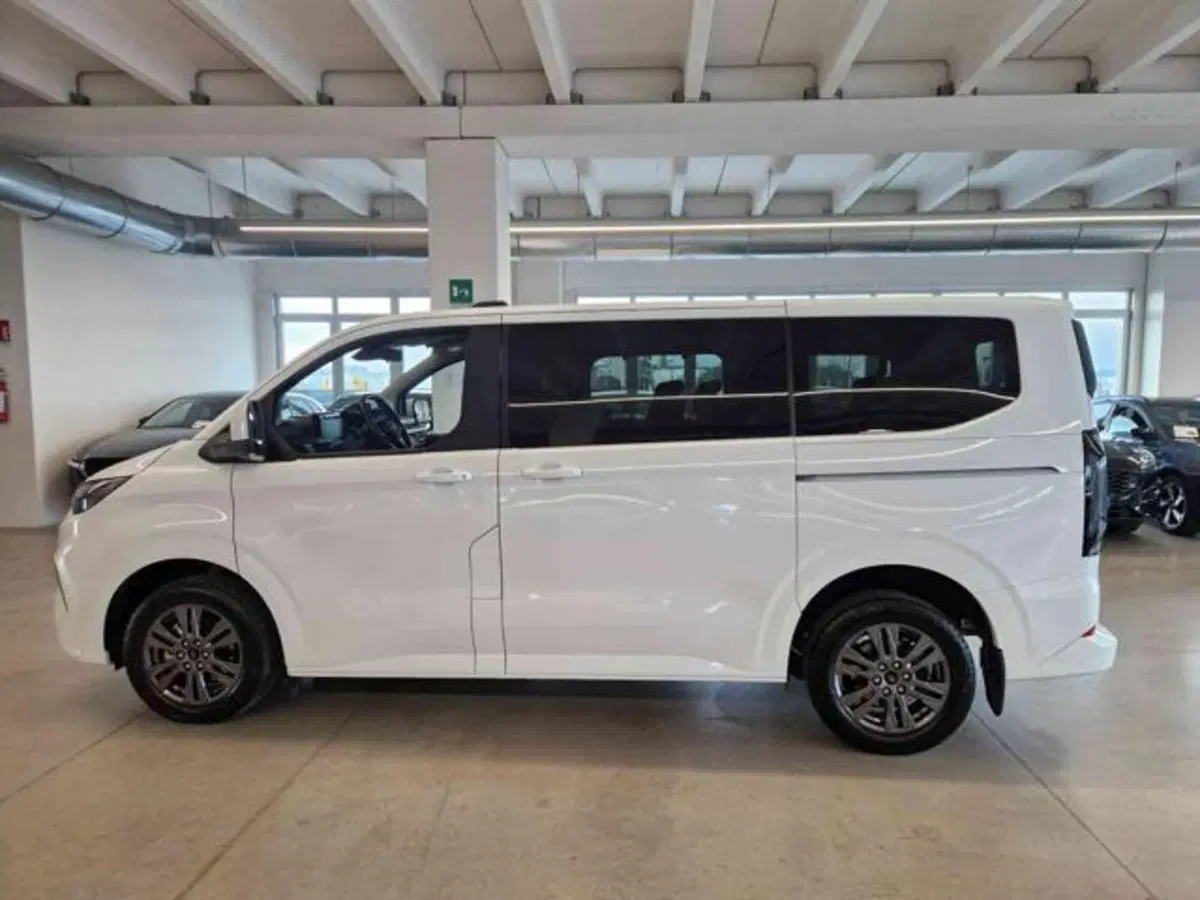 Ford Tourneo Custom usata a Bologna (7)