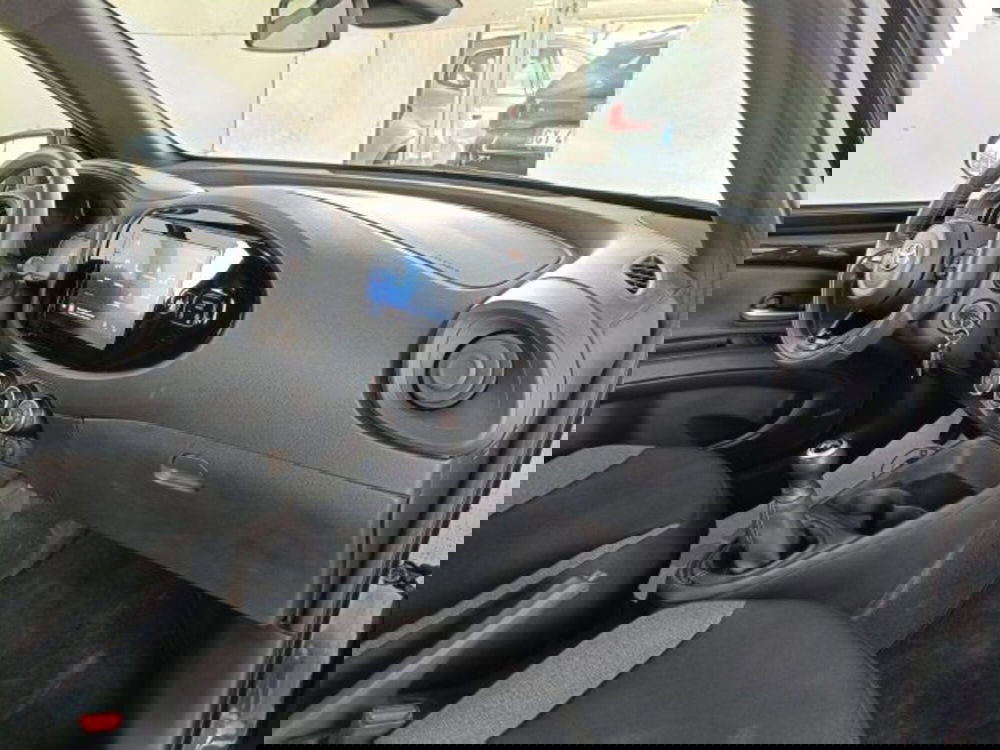 Toyota Aygo X usata a Teramo (11)