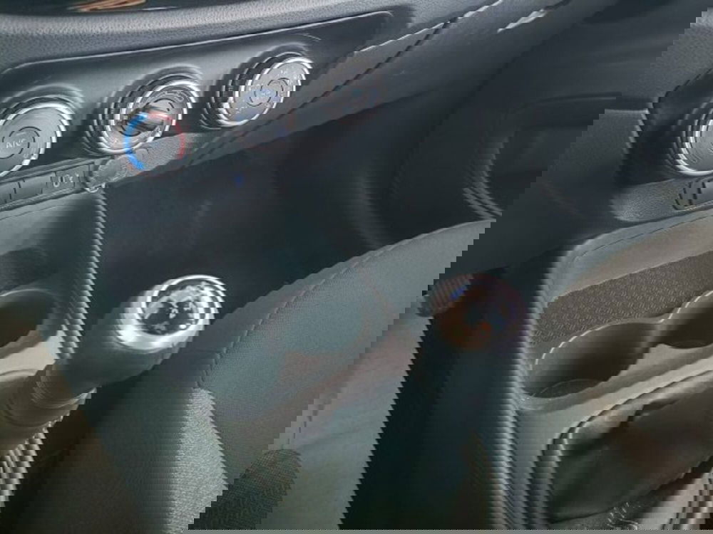 Toyota Aygo X usata a Teramo (14)