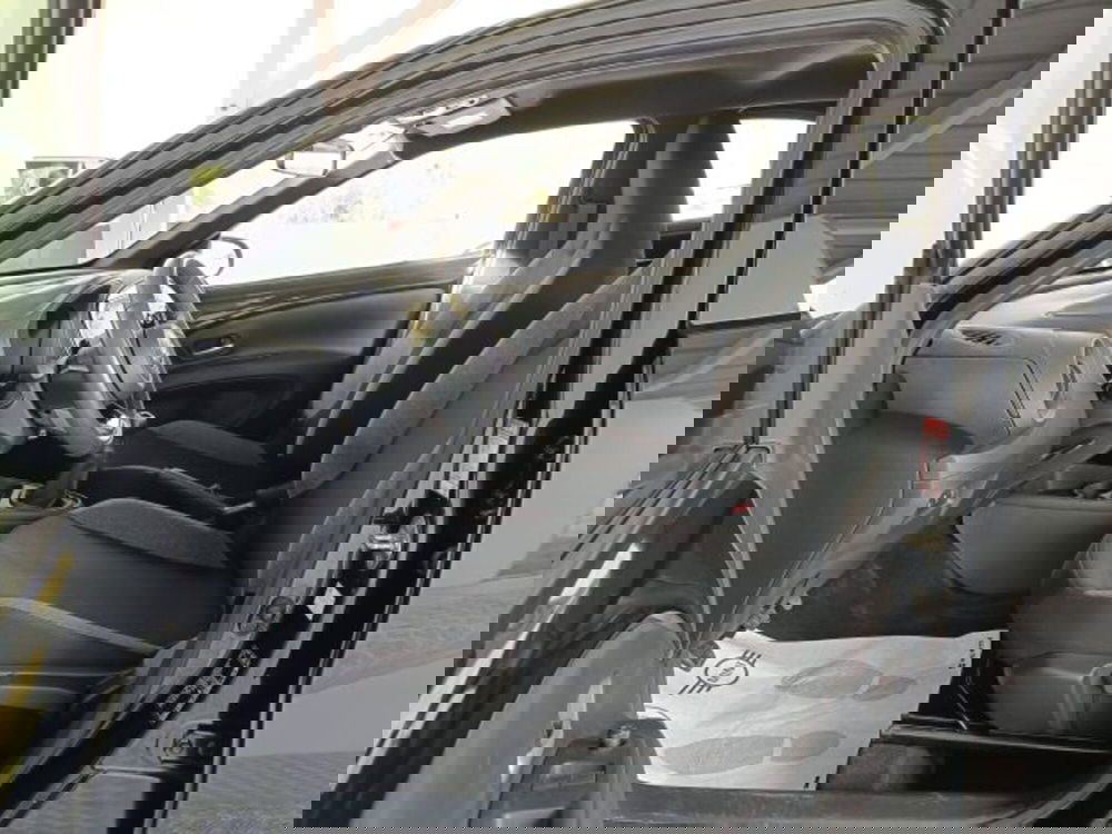 Toyota Aygo X usata a Teramo (8)