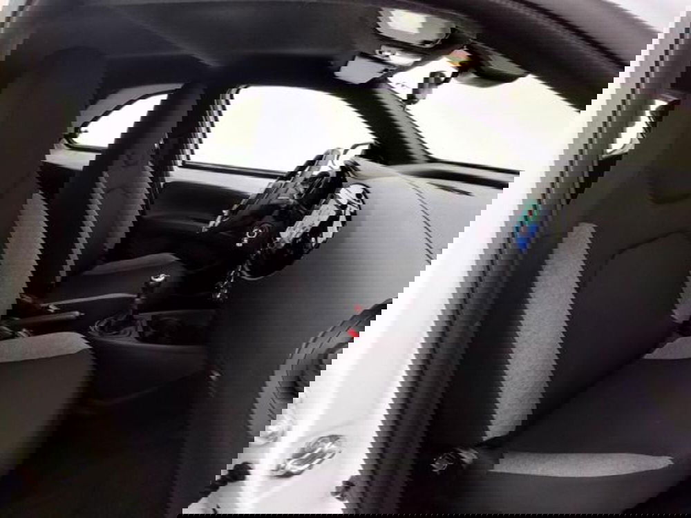 Toyota Aygo X usata a Como (3)