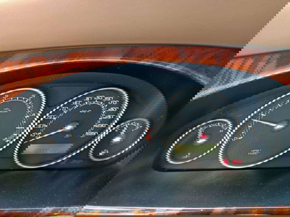 Jaguar X-Type usata a Firenze (9)