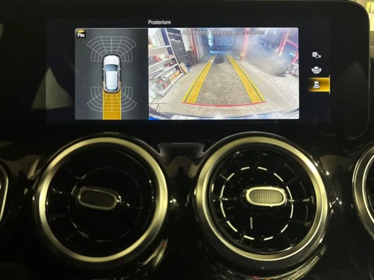 Mercedes-Benz GLA SUV usata a Bologna (14)