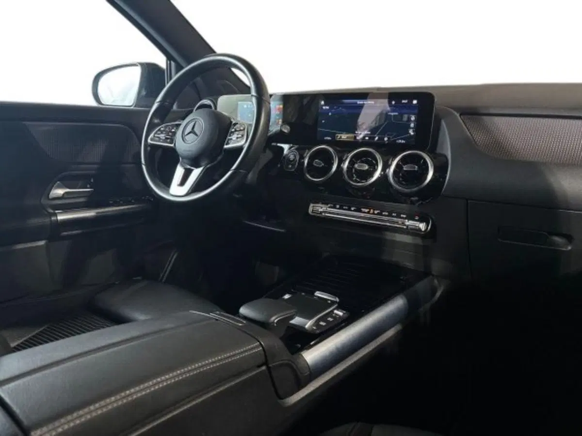 Mercedes-Benz GLA SUV usata a Bologna (15)