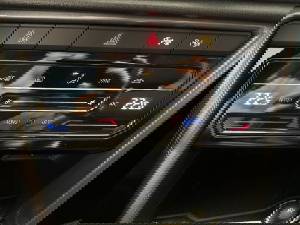 Volkswagen T-Roc usata a Cuneo (15)