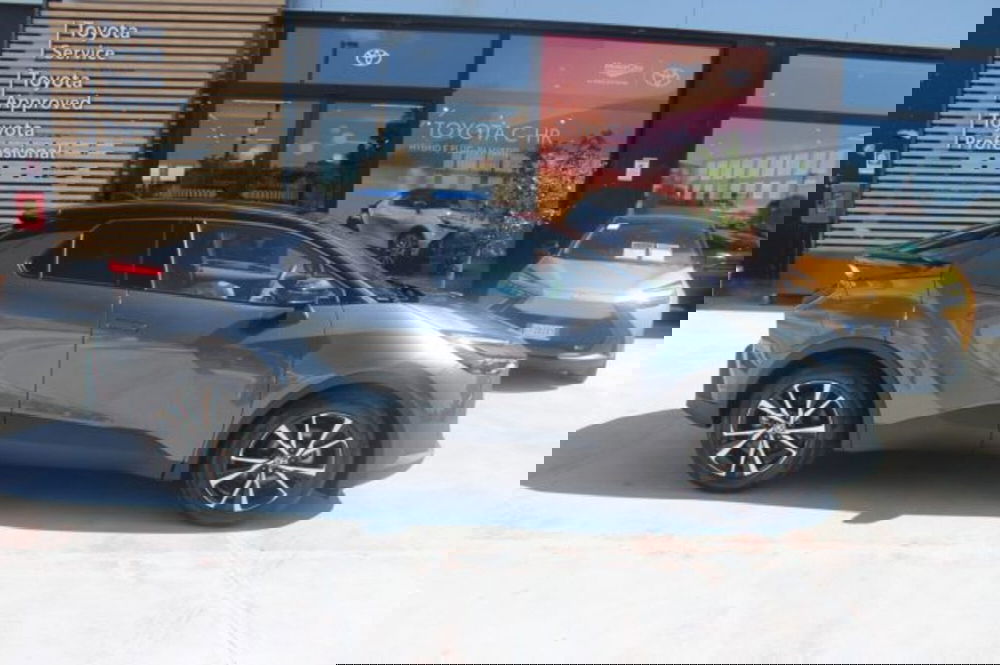 Toyota Toyota C-HR usata a Roma (3)