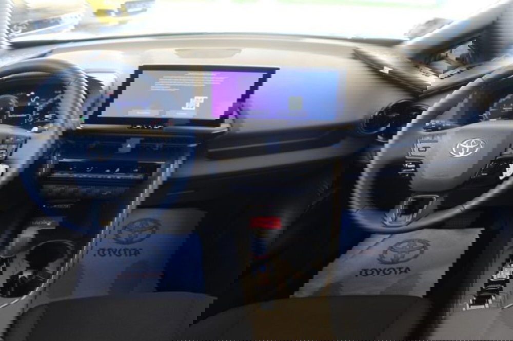 Toyota Toyota C-HR usata a Roma (10)