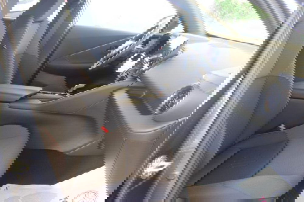 Toyota Toyota C-HR usata a Roma (6)