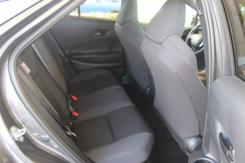 Toyota Toyota C-HR usata a Roma (7)