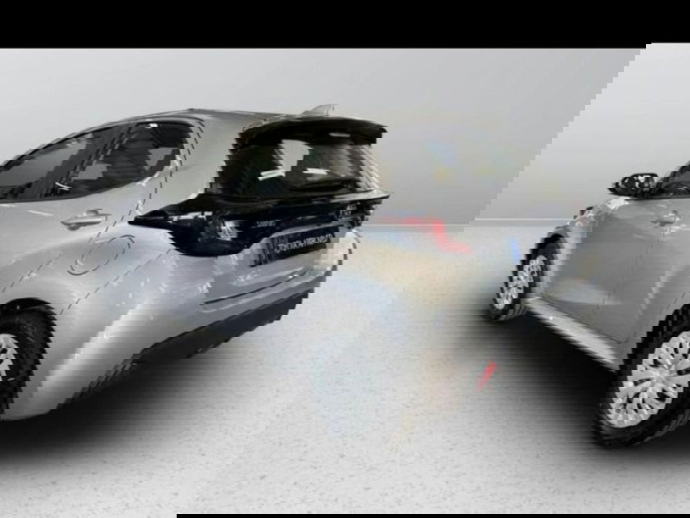 Toyota Yaris Cross usata a Roma (4)