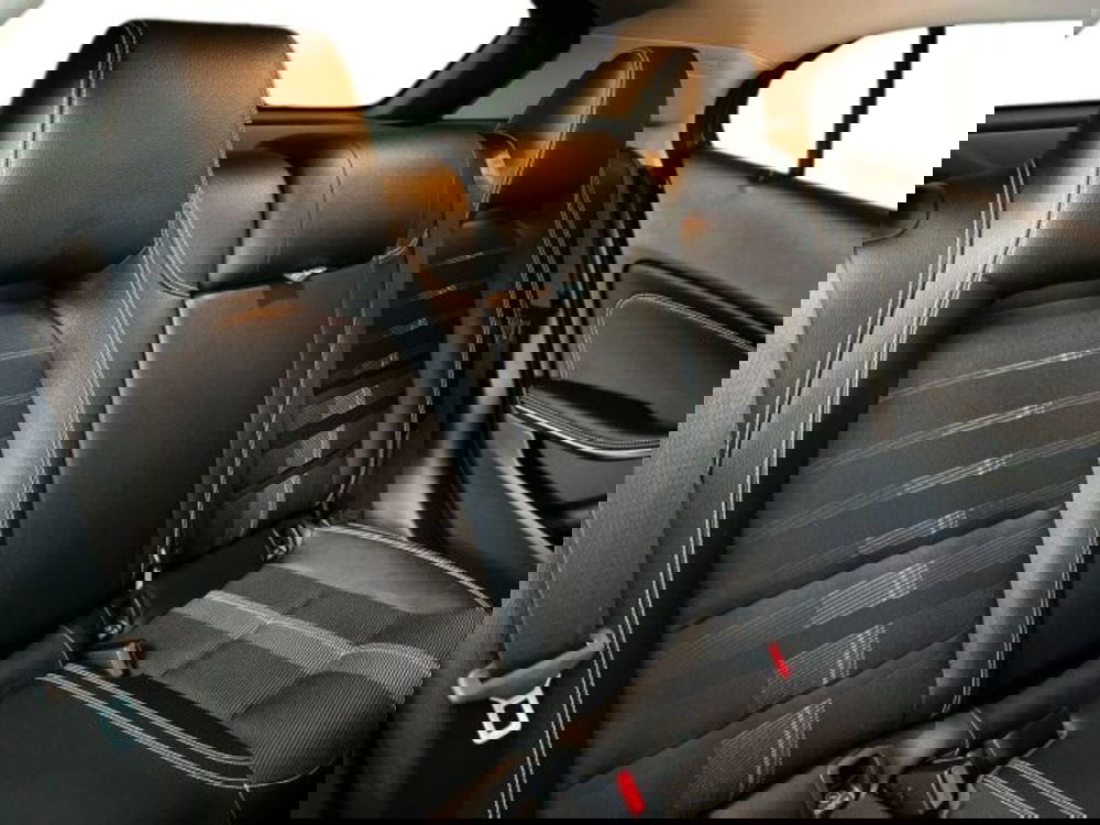 Mercedes-Benz GLA SUV usata a Verona (15)