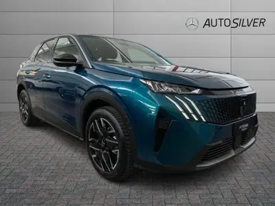 Peugeot 3008 1.2 hybrid GT 145cv e-dcs6 del 2025 usata a Verona