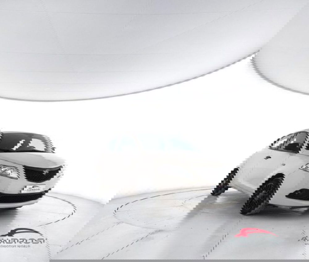 Lancia Y usata a Perugia (2)