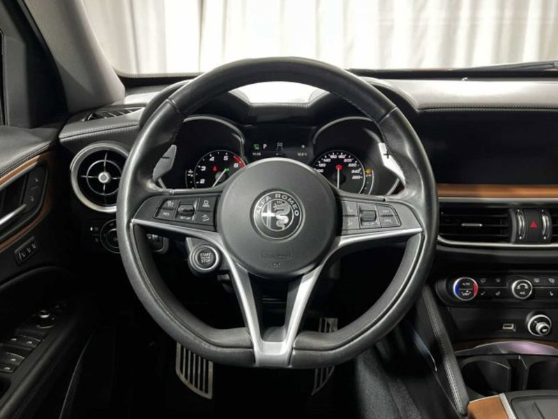 Alfa Romeo Stelvio usata a Sondrio (19)