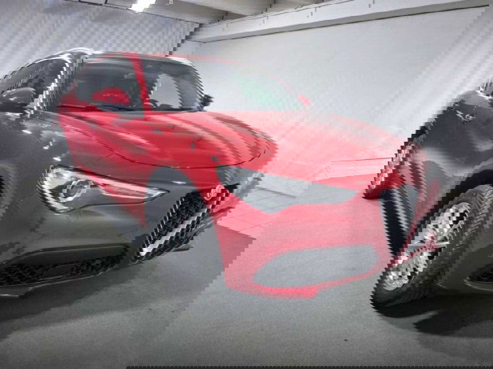 Alfa Romeo Stelvio usata a Sondrio (7)