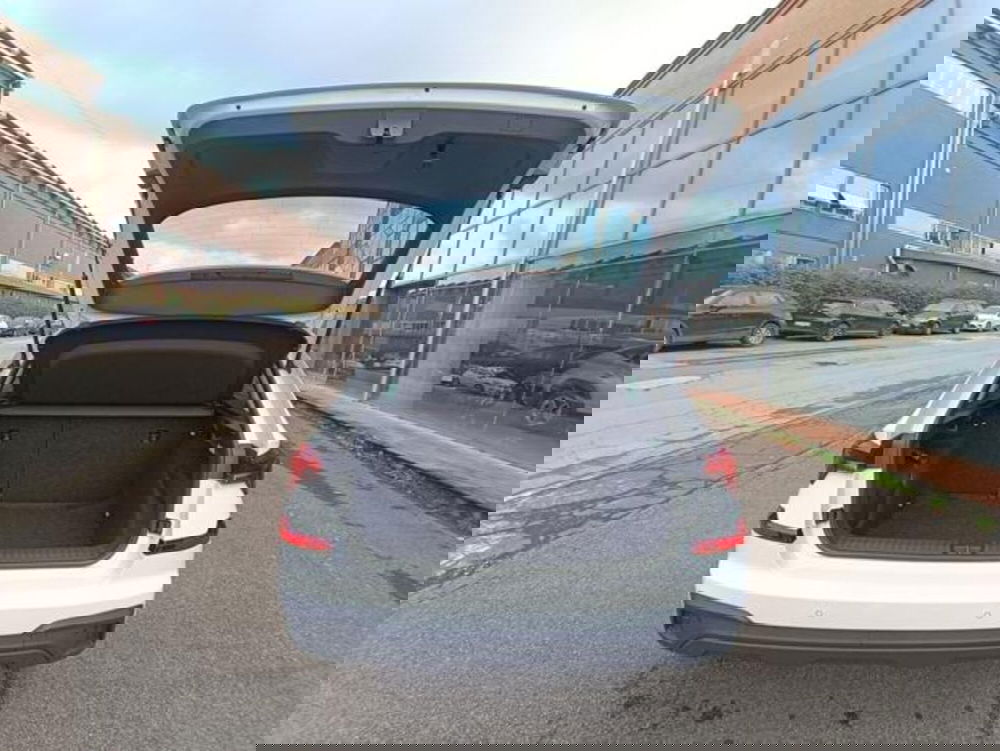 Skoda Kamiq nuova a Pisa (10)