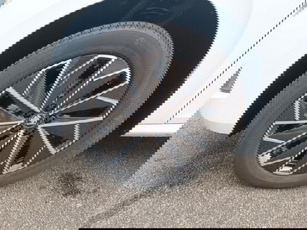 Skoda Kamiq nuova a Pisa (19)