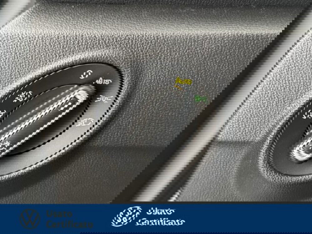 Volkswagen T-Roc usata a Vicenza (11)