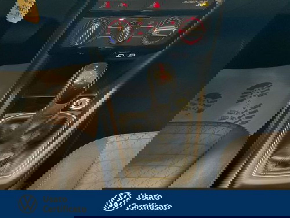 Volkswagen T-Cross usata a Vicenza (11)