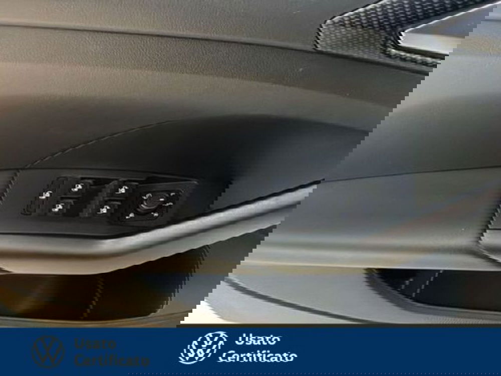 Volkswagen T-Cross usata a Vicenza (17)