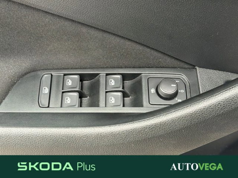 Skoda Kamiq usata a Vicenza (14)