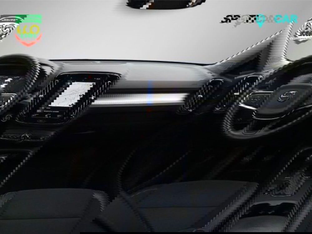 Volvo XC40 usata a Frosinone (11)