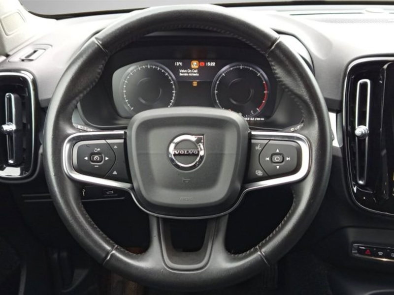 Volvo XC40 usata a Frosinone (8)