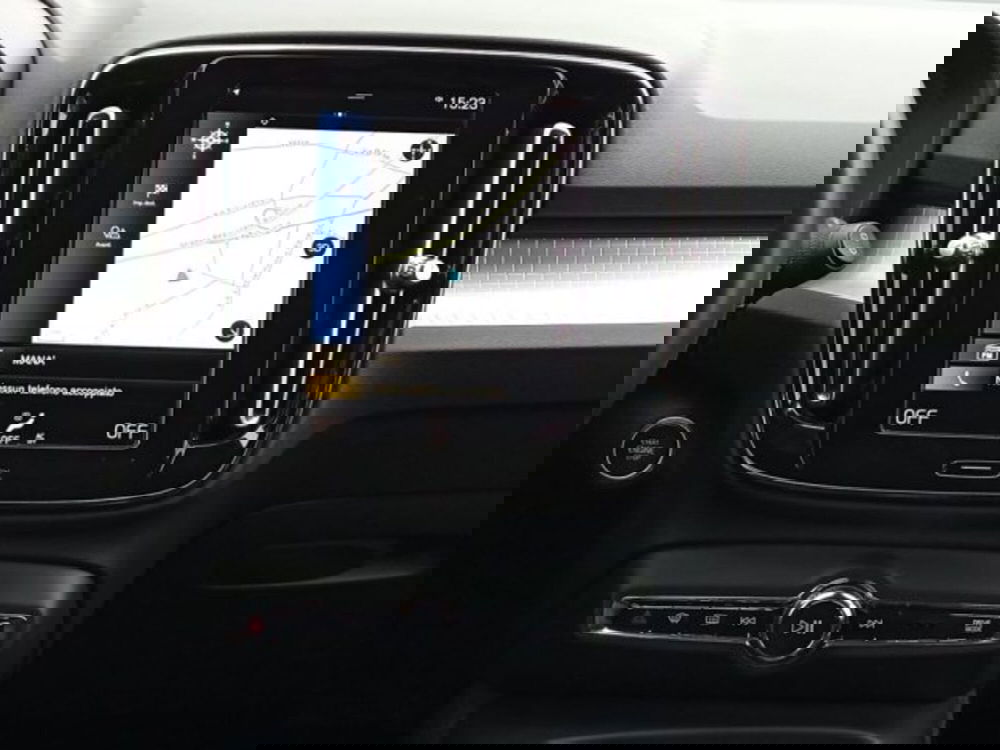 Volvo XC40 usata a Frosinone (13)