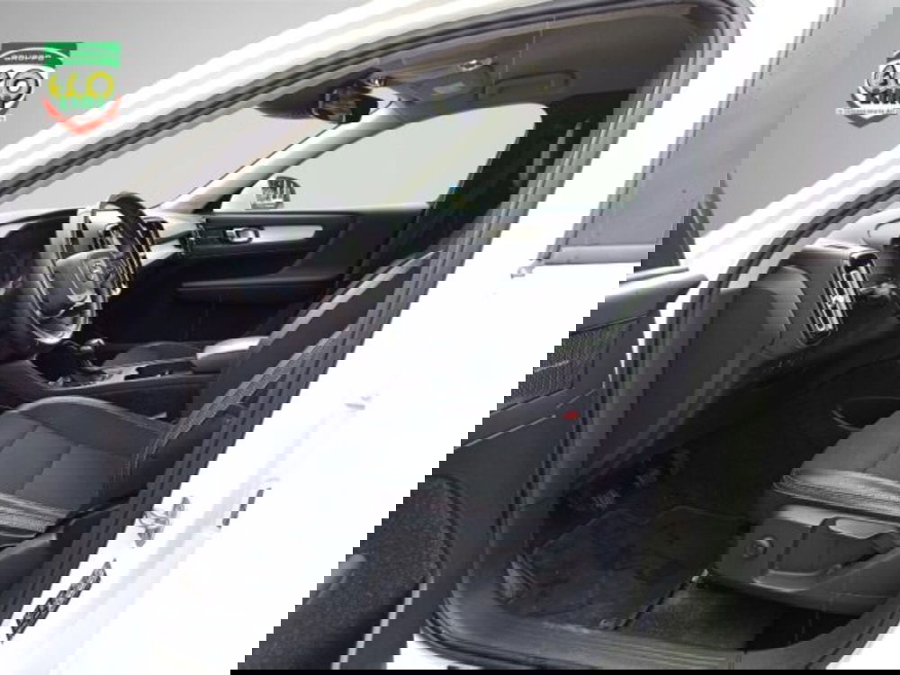 Volvo XC40 usata a Frosinone (9)