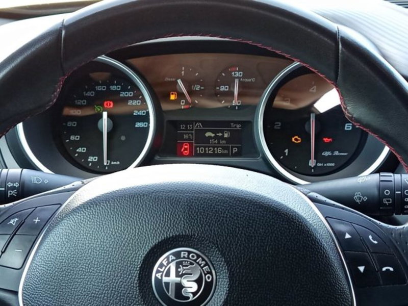 Alfa Romeo Giulietta usata a Frosinone (11)