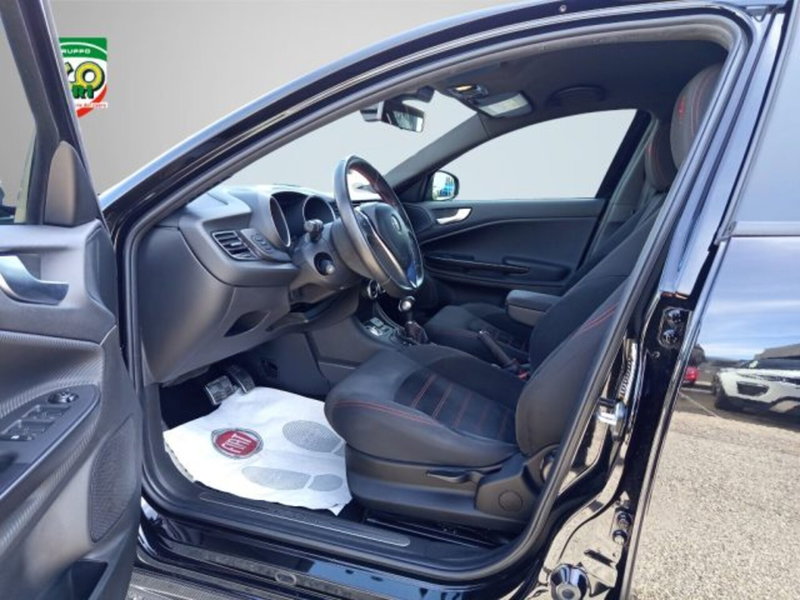 Alfa Romeo Giulietta usata a Frosinone (9)