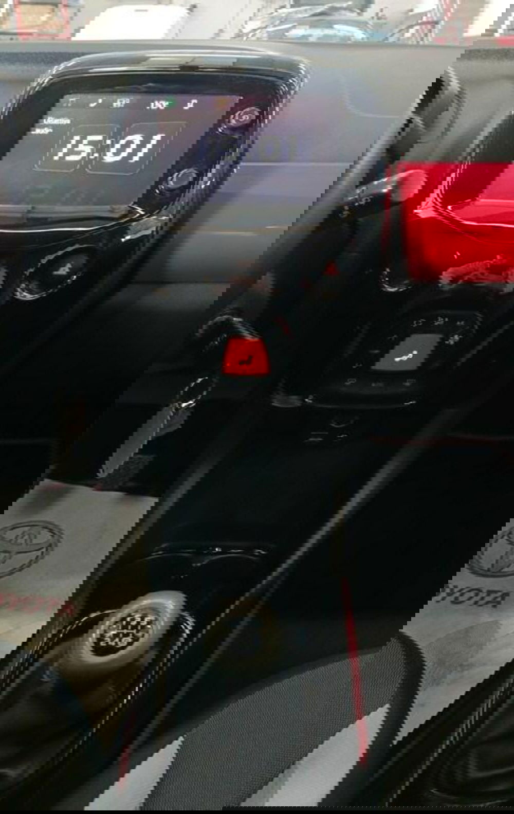 Toyota Aygo usata a Monza e Brianza (12)