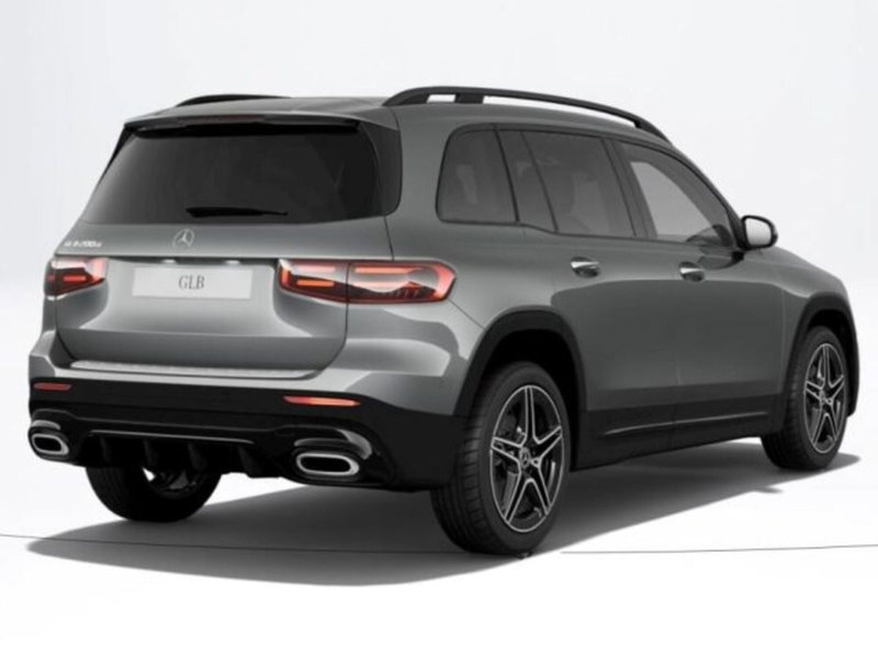 Mercedes-Benz GLB nuova a Verona (2)