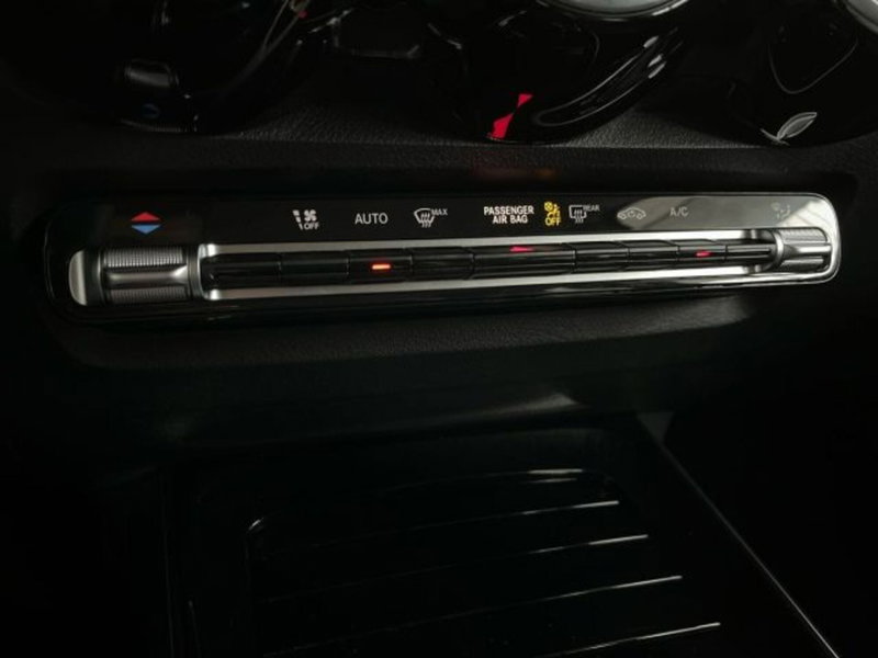 Mercedes-Benz GLB usata a Verona (14)