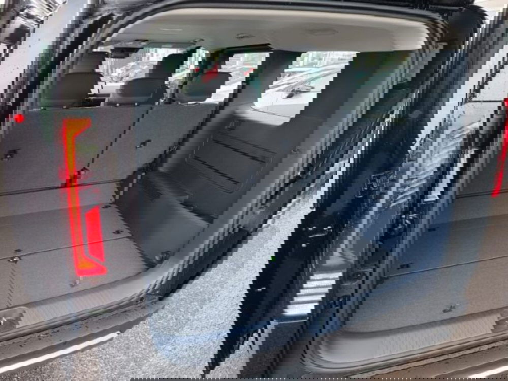 Kia PV5 nuova a Vicenza (13)