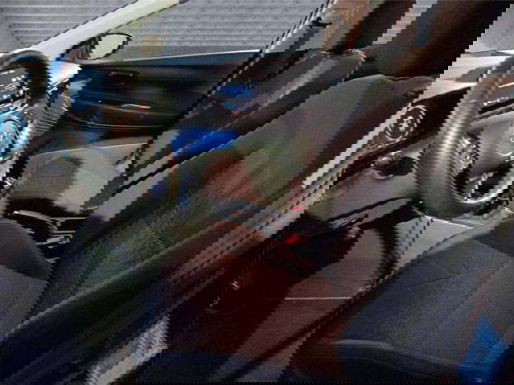 Hyundai Bayon usata a Bari (11)