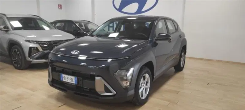 Hyundai Kona nuova a Bari