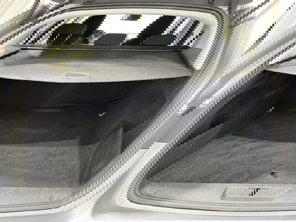 Peugeot 308 SW usata a Sondrio (15)