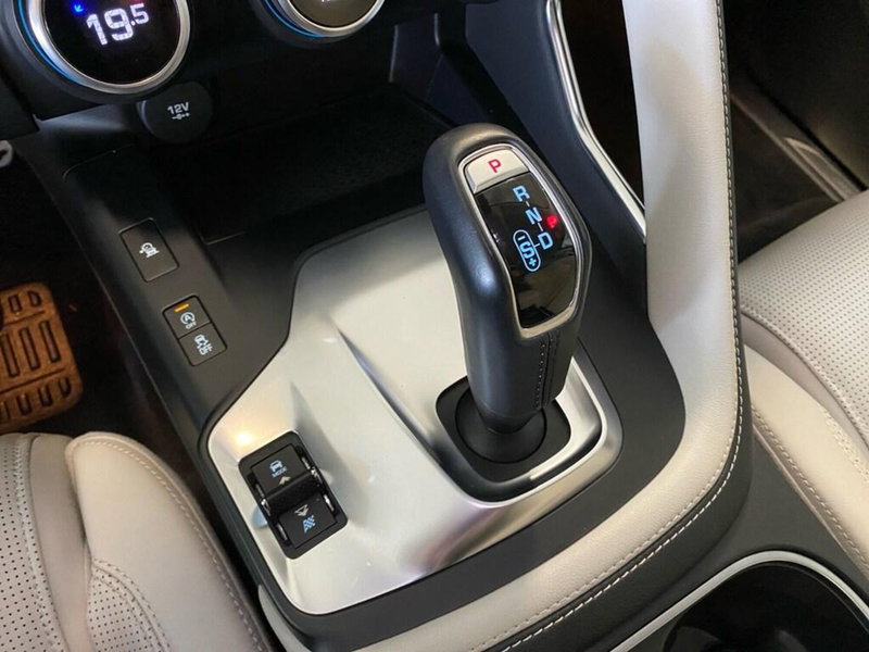 Jaguar E-Pace usata a Torino (13)