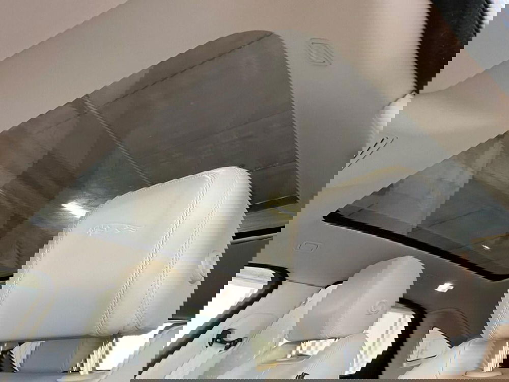 Jaguar E-Pace usata a Torino (15)