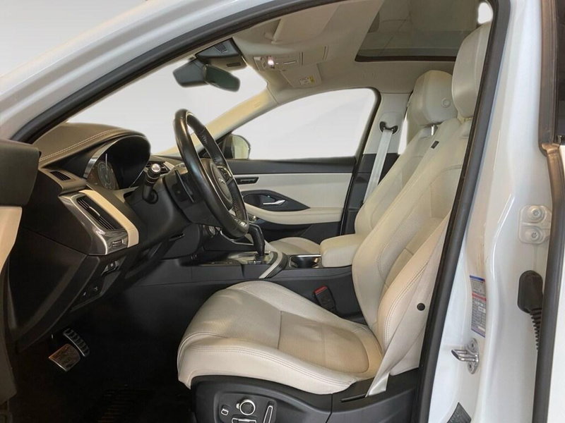 Jaguar E-Pace usata a Torino (7)