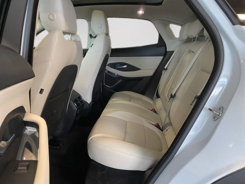 Jaguar E-Pace usata a Torino (8)