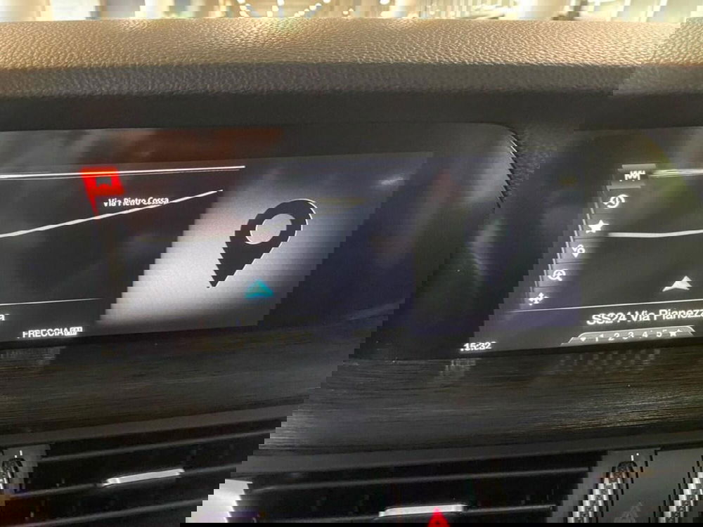 Alfa Romeo Stelvio usata a Torino (10)