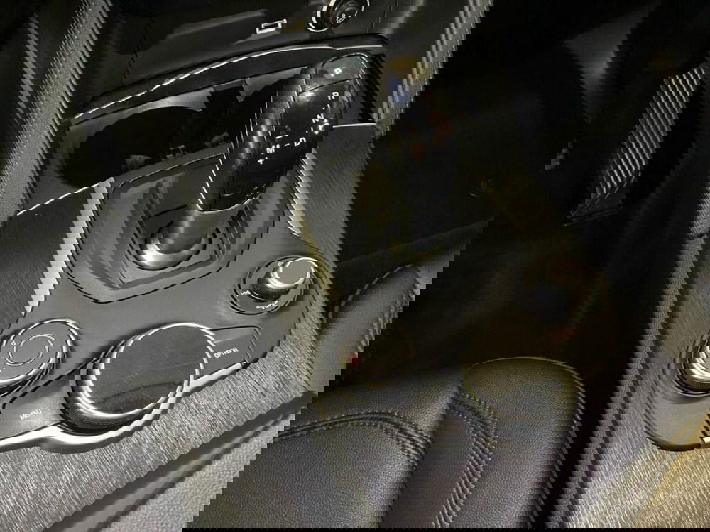 Alfa Romeo Stelvio usata a Torino (12)