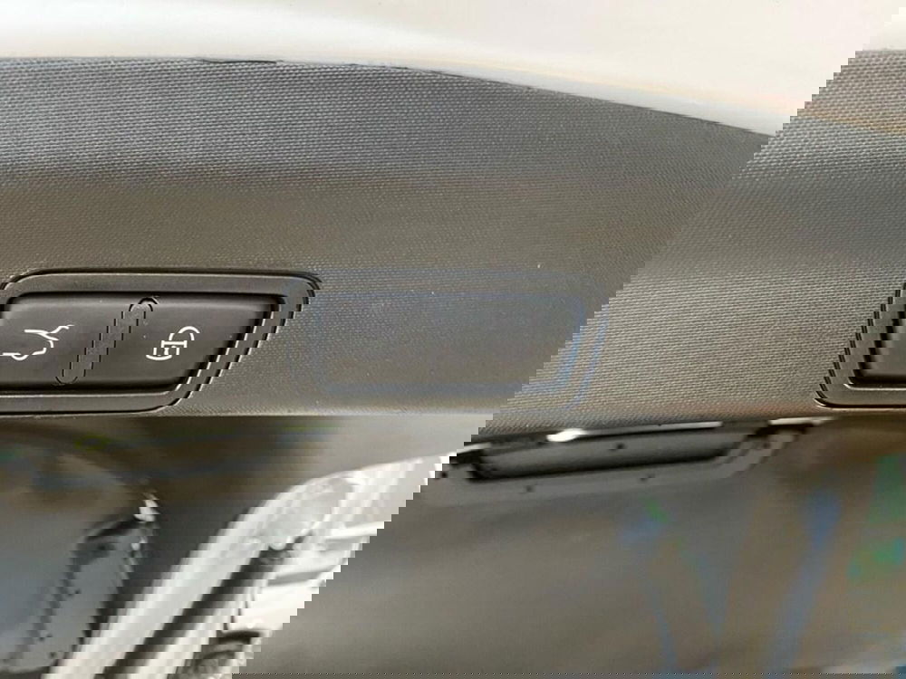 Alfa Romeo Stelvio usata a Torino (14)