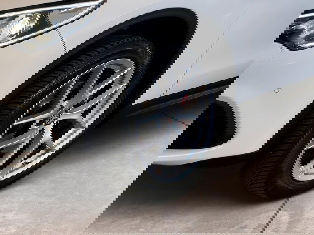 Alfa Romeo Stelvio usata a Torino (15)