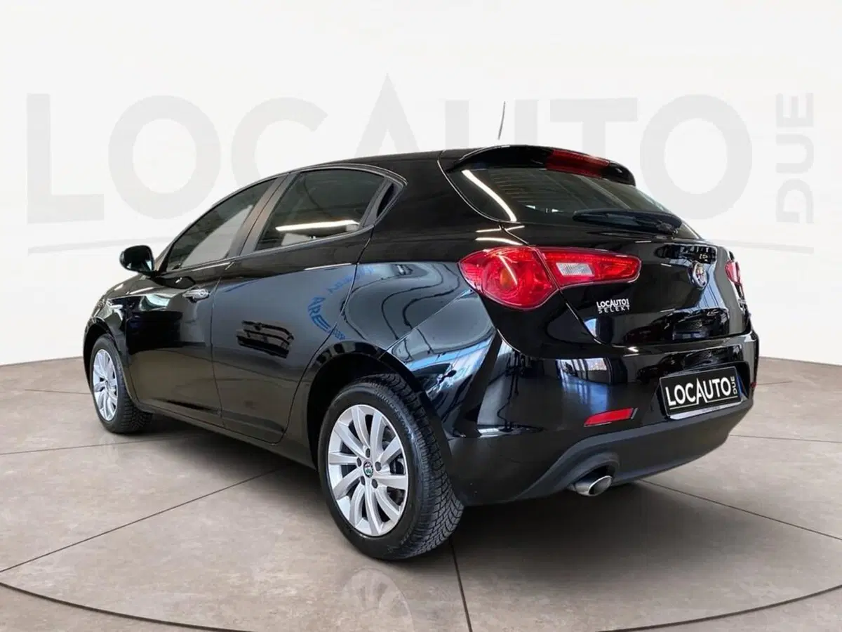 Alfa Romeo Giulietta usata a Torino (4)