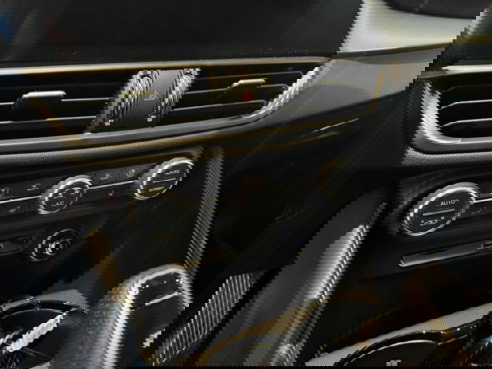 Alfa Romeo Giulia nuova a Vercelli (14)