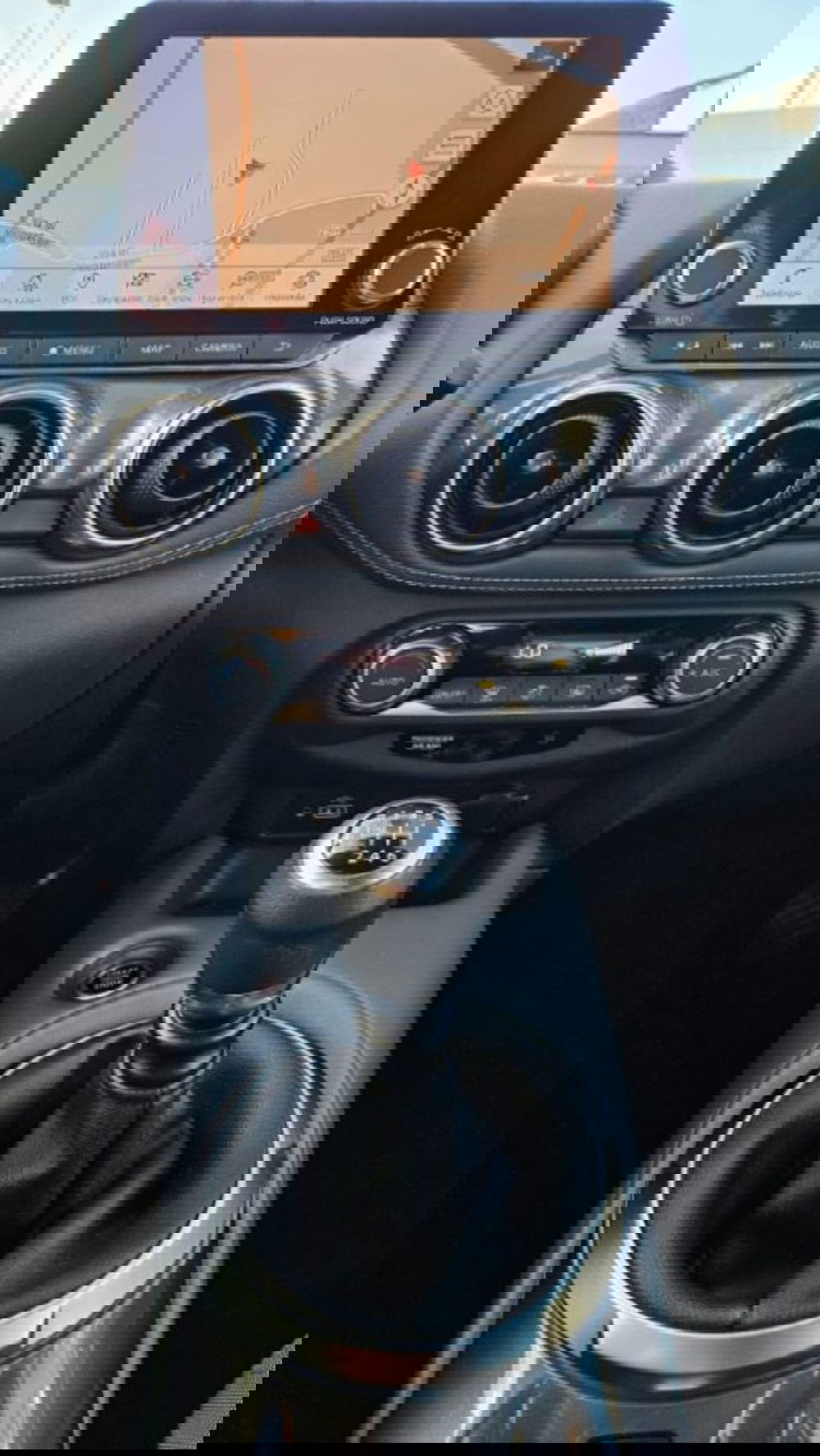 Nissan Juke usata a Lucca (11)