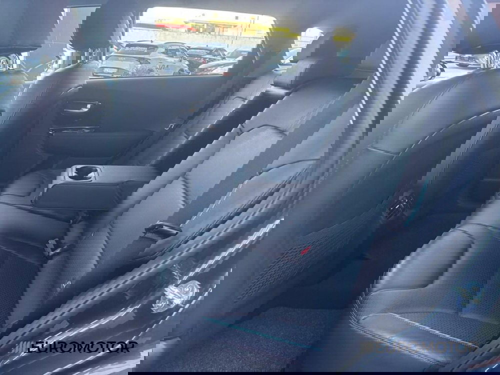 Kia e-Niro usata a Bari (10)